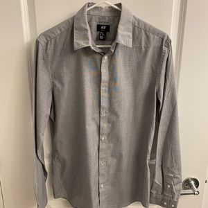 Light grey H&M long sleeve shirt